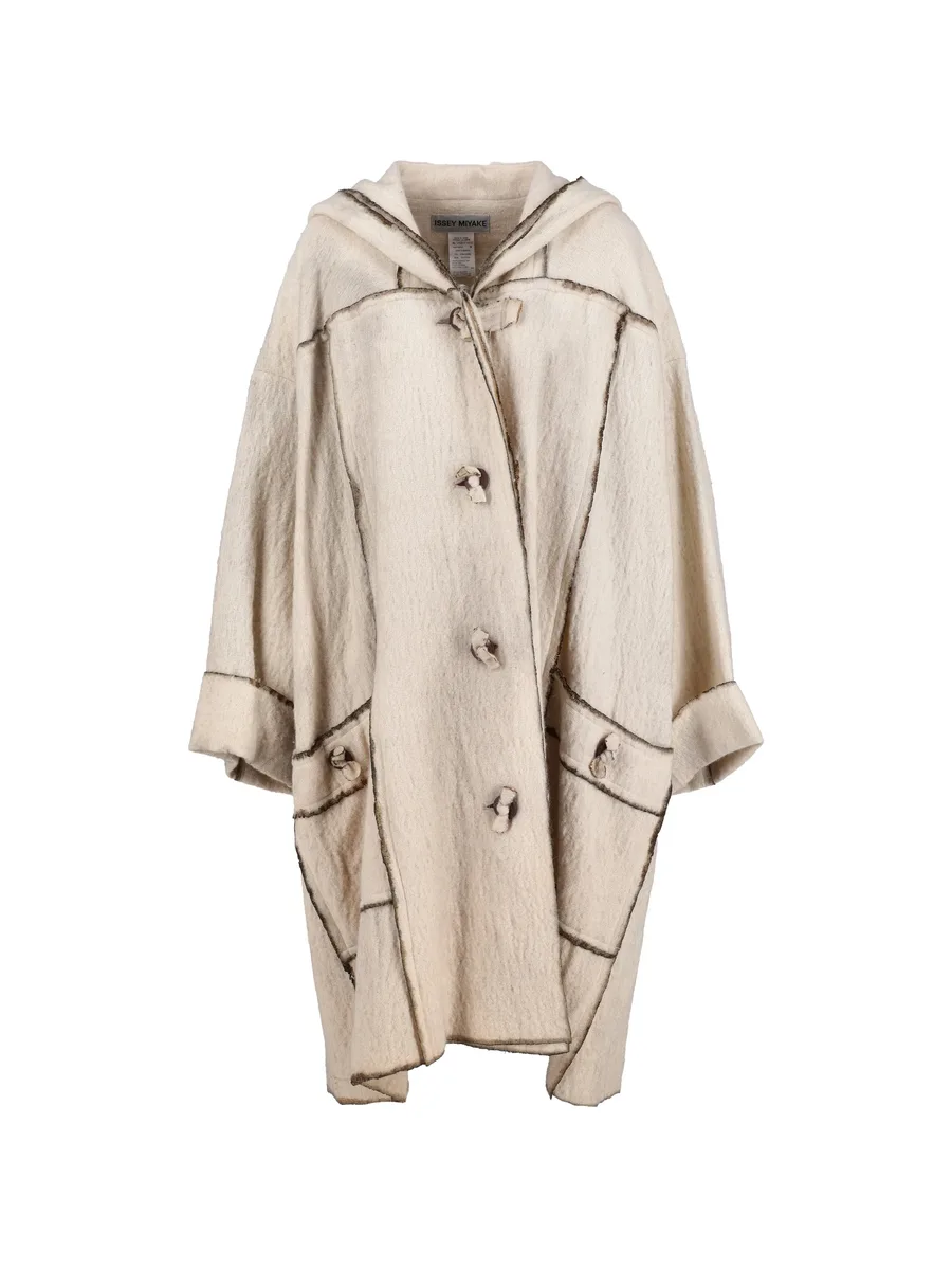 hooded toggle-fastening coat 2