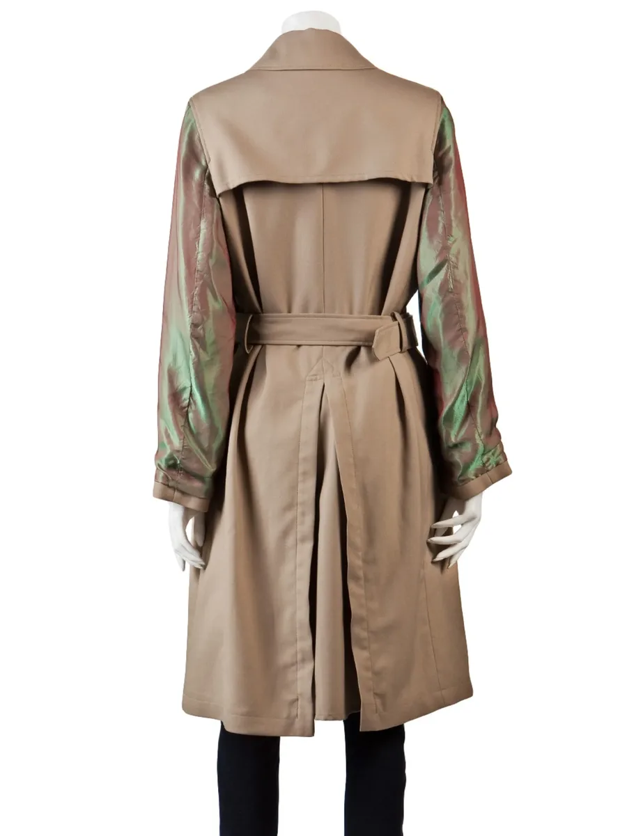 Irridescent sleeve coat 10