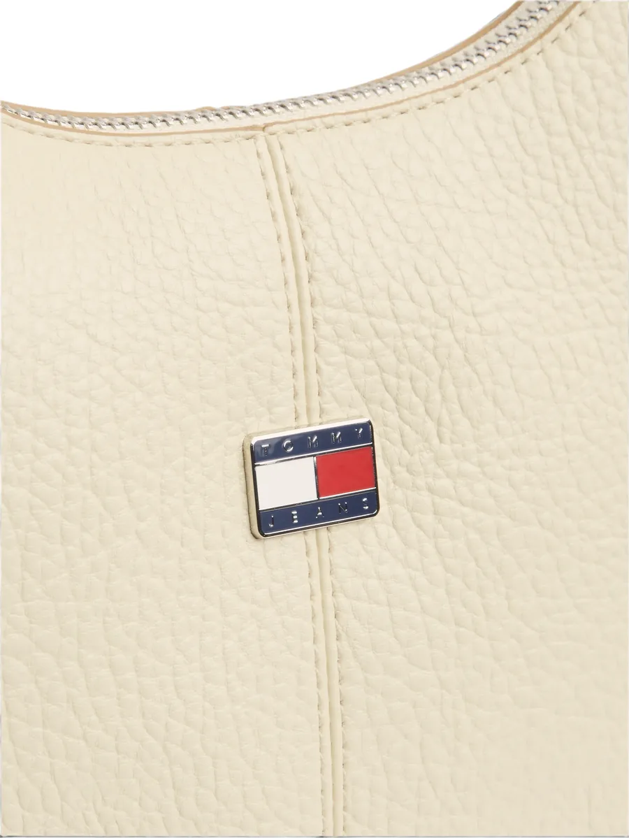 logo-plaque pebbled-effect shoulder bag 8