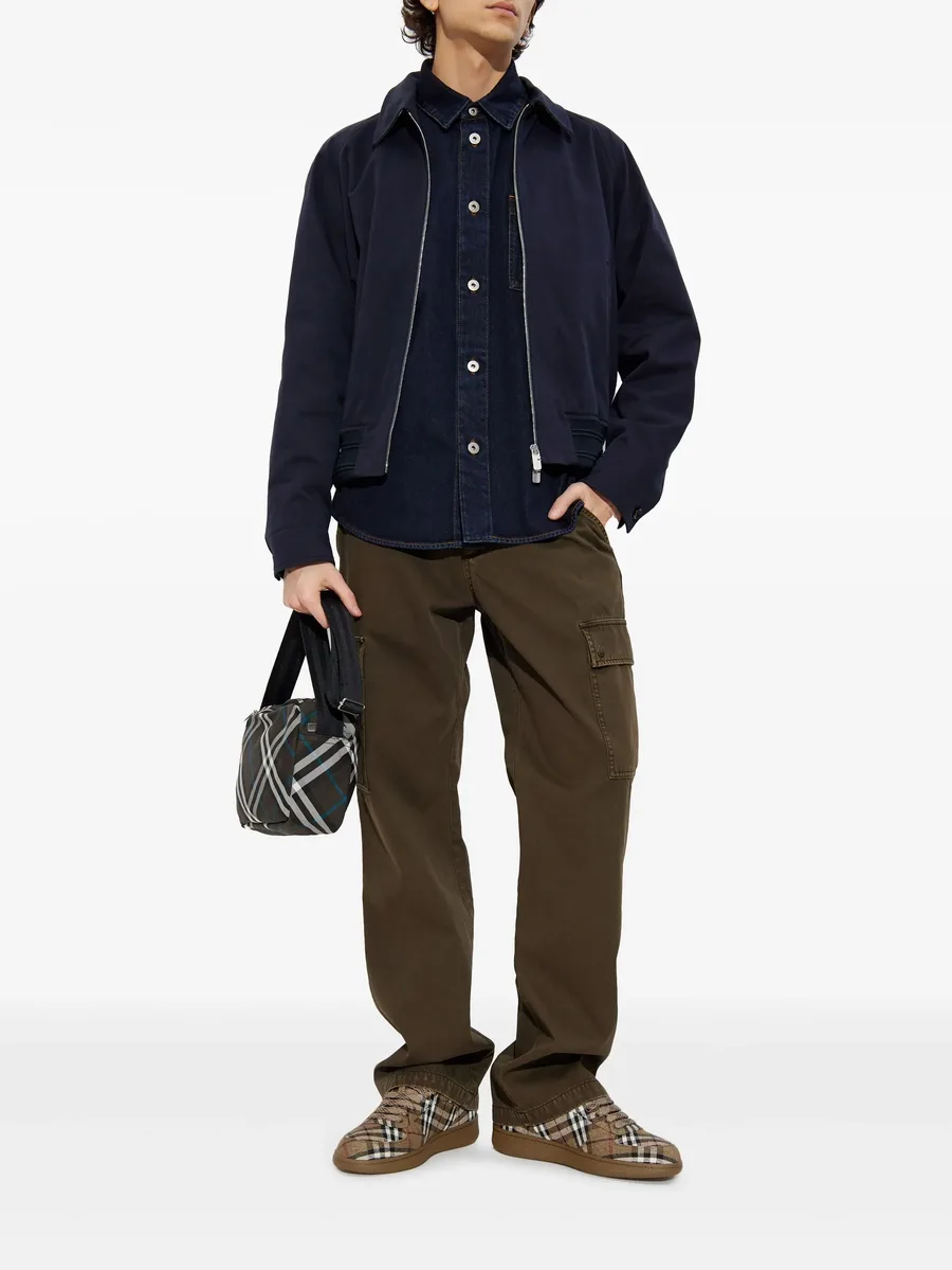 straight-leg cargo trousers 3
