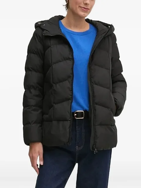 пуховик с капюшоном