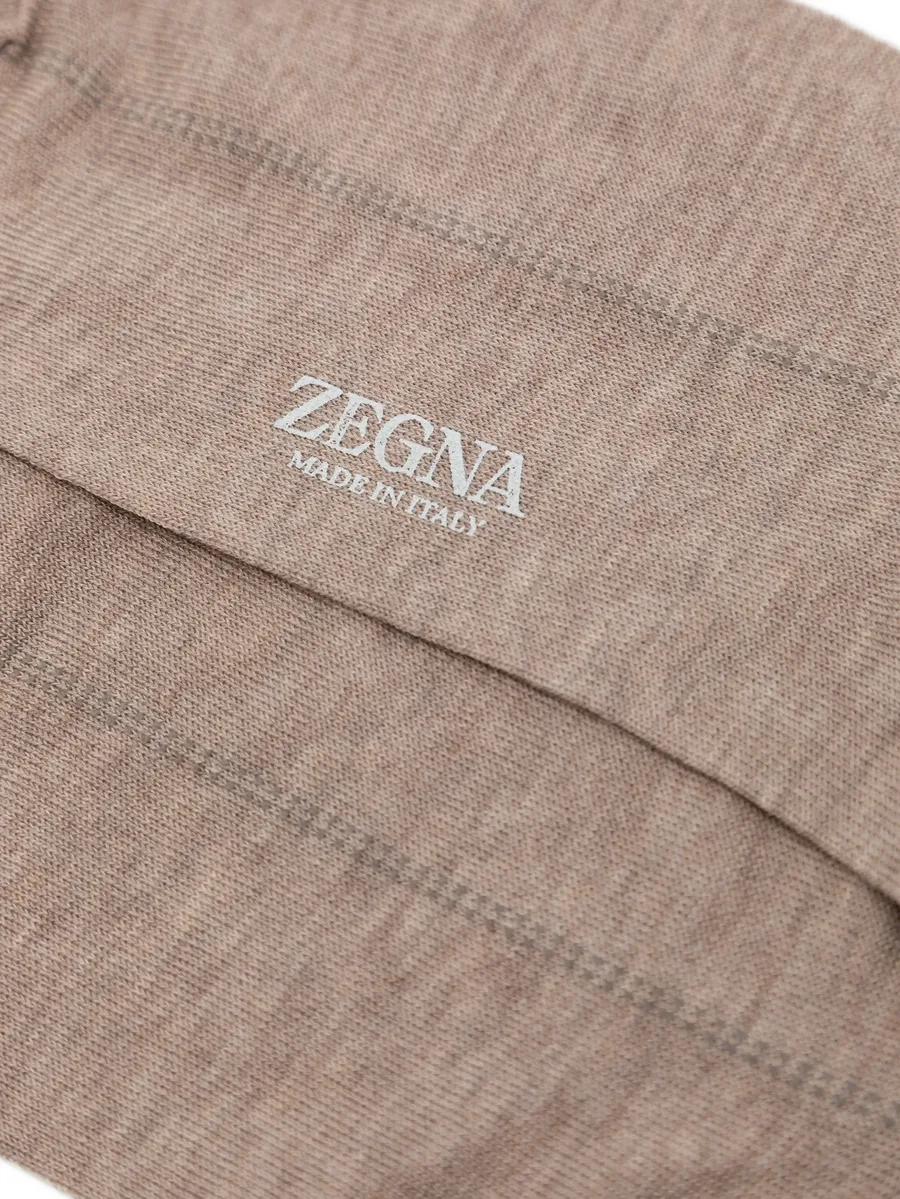 tonal-stitching socks 4