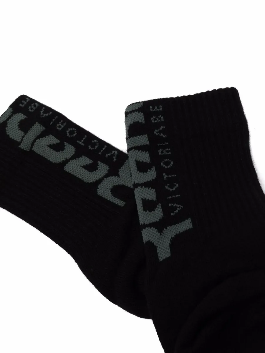 logo crew socks 4