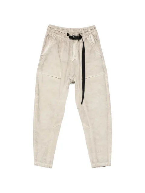 belted trousers