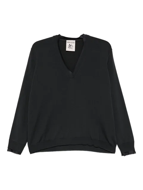 Leya V-neck sweater