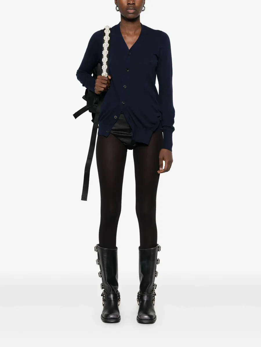 V-neck cardigan 3