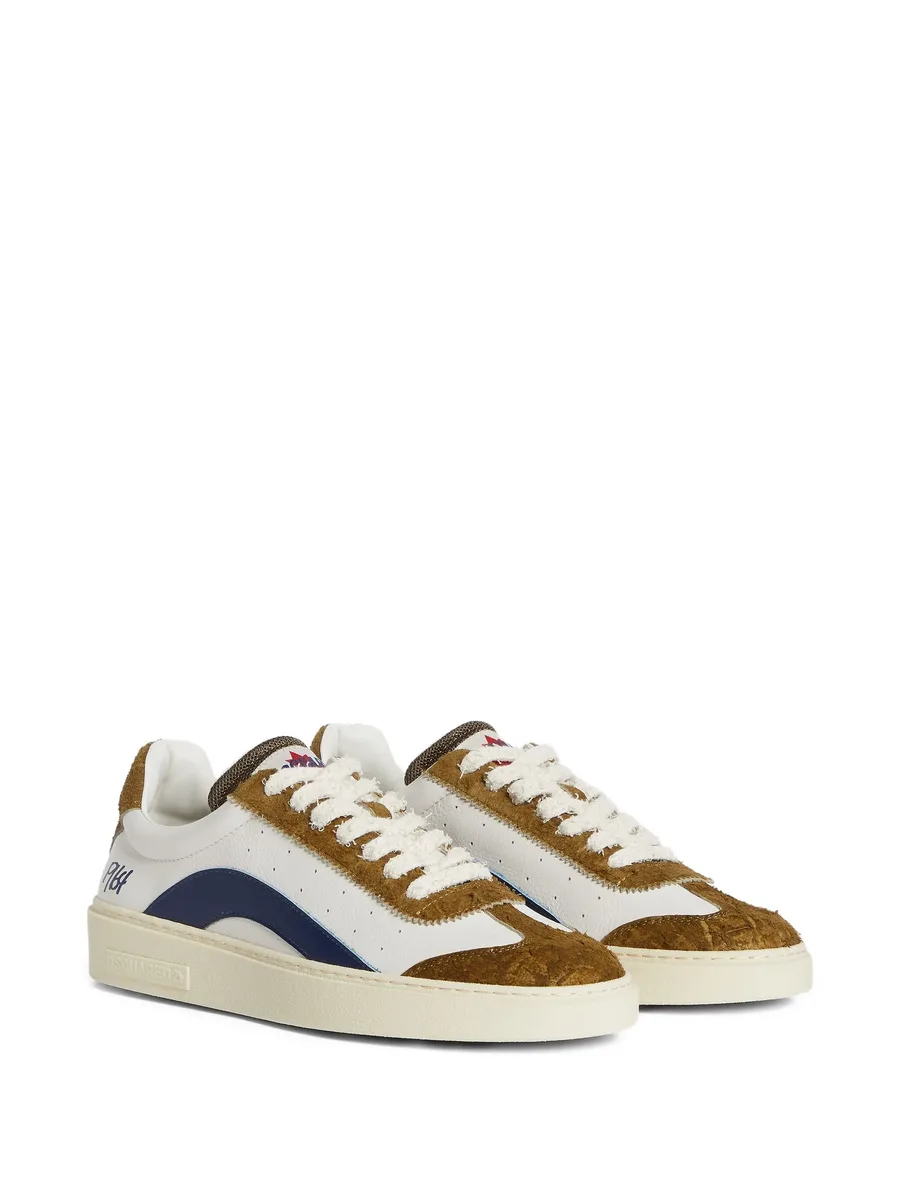 low-top sneakers 4
