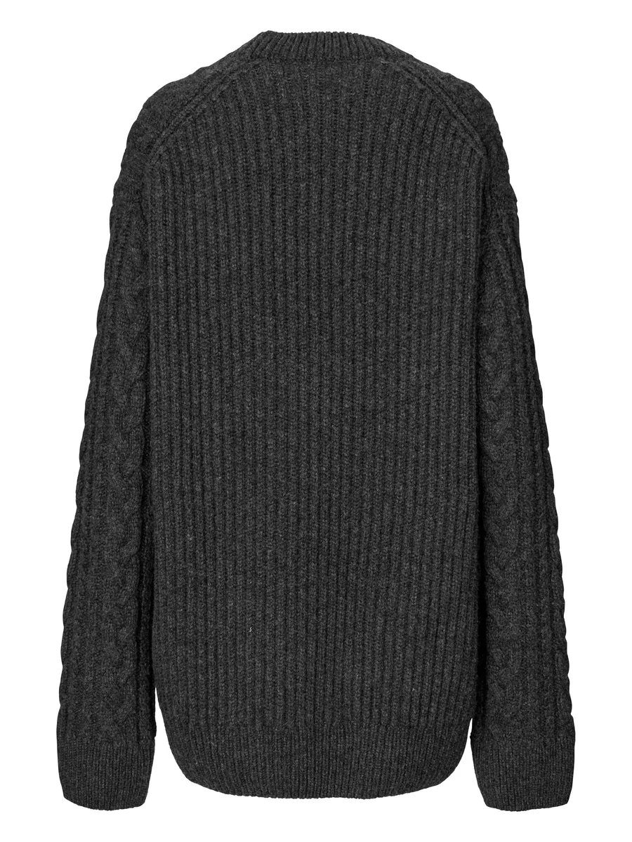 Alia jumper 4