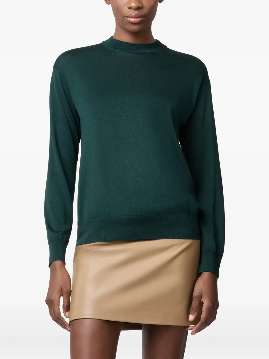 round-neck sweater 6