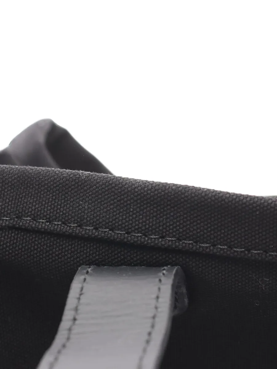 2020s small Utility shoulder bag 10