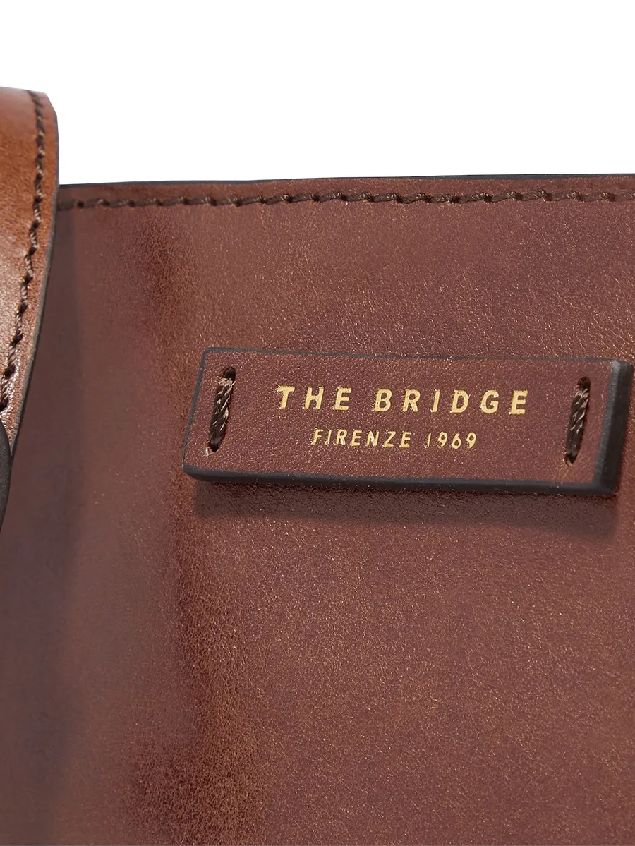 small logo-plaque leather shoulder bag 11