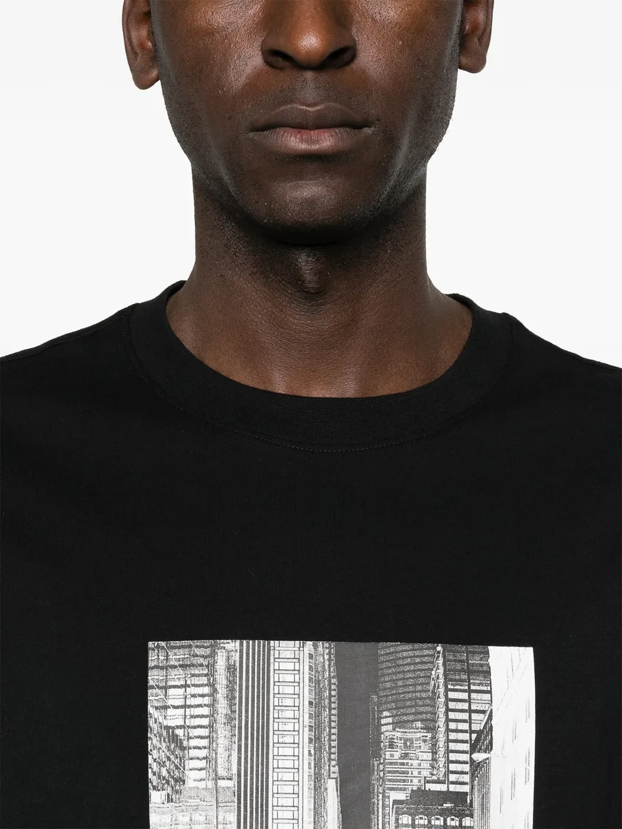 graphic T-Shirt 9
