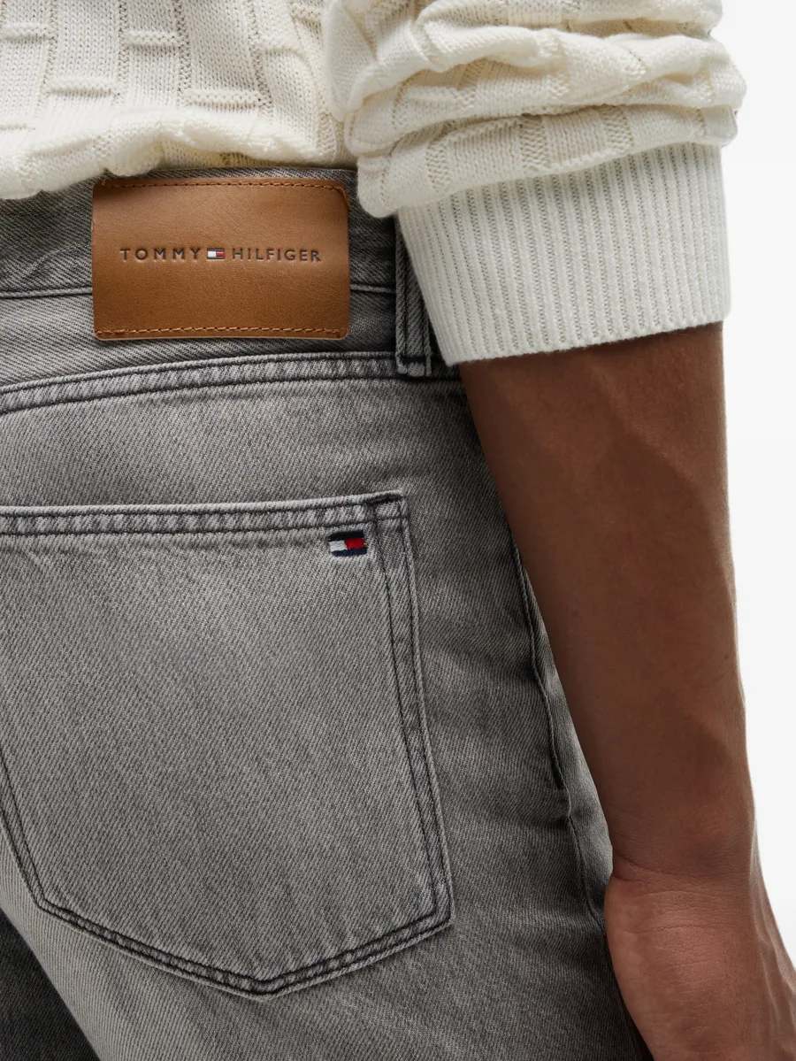 прямые джинсы с эффектом потертости 9