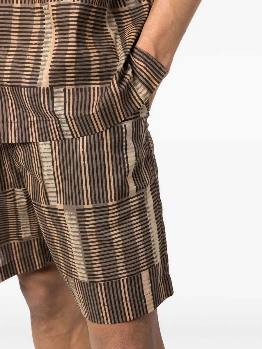 Striped elasticated-waist Shorts 10