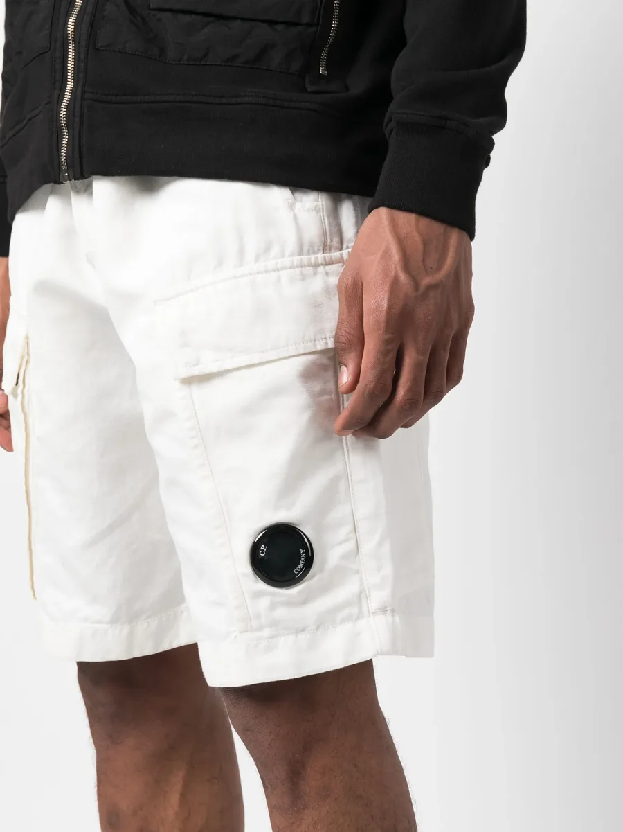 logo-plaque cargo shorts 9