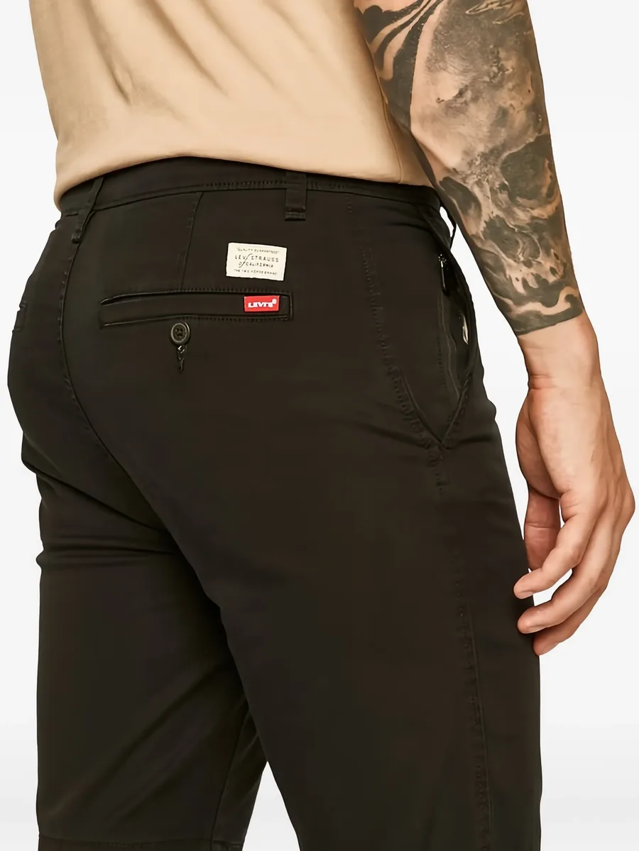 zip shorts 6