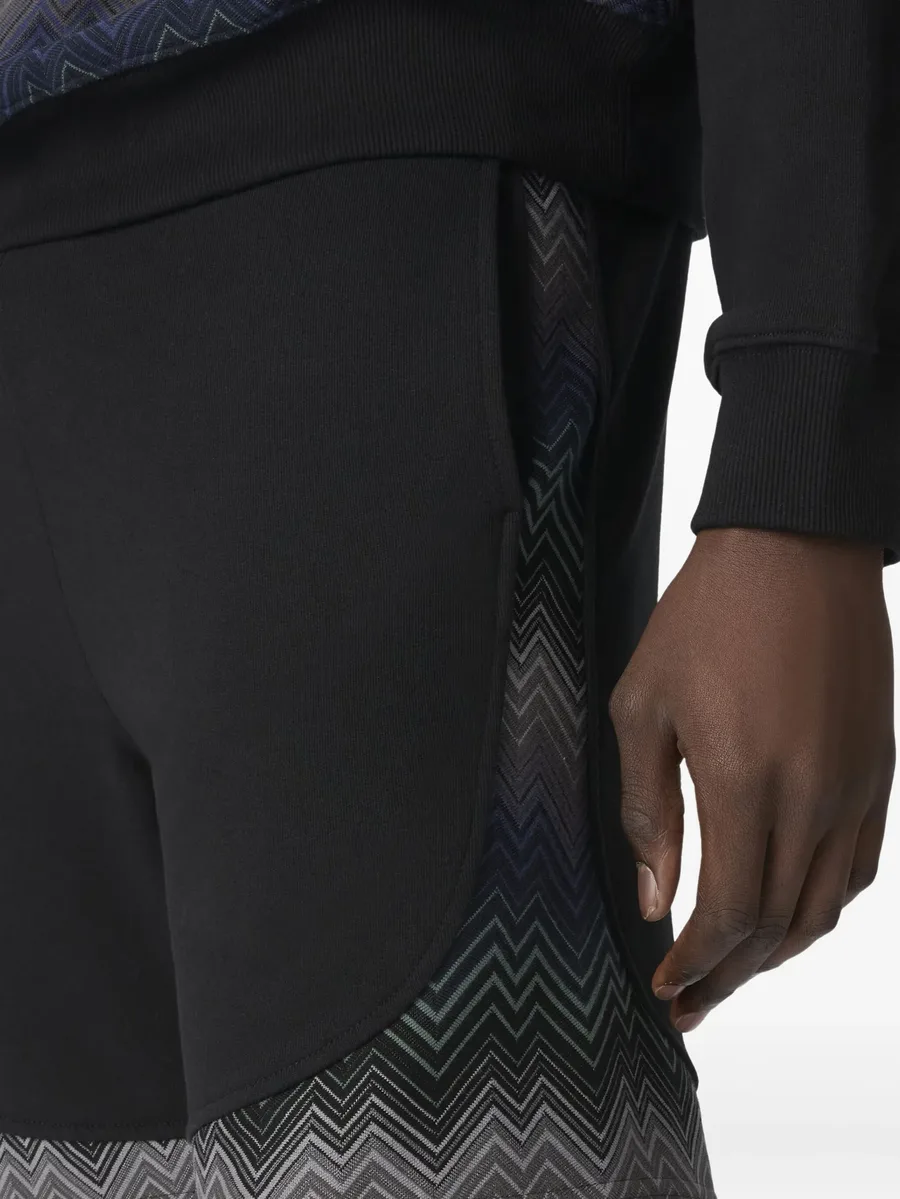 zigzag-pattern fleece shorts 7