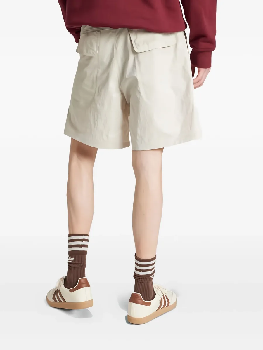 logo-detail cargo shorts 7