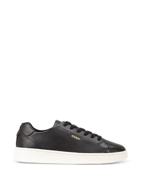 logo detail sneakers