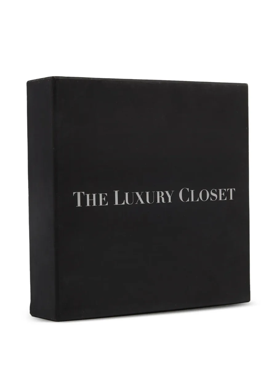 leather belt 10