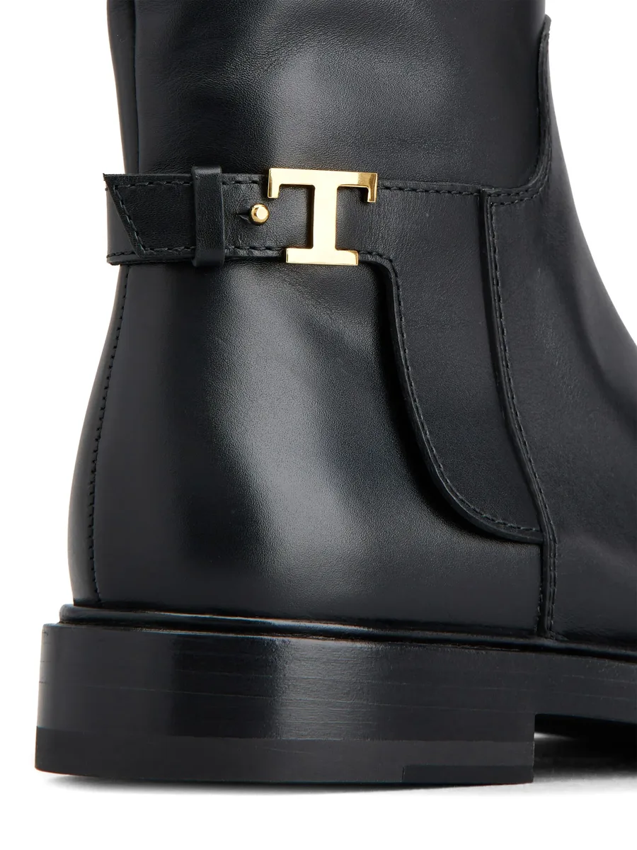 T Timeless leather ankle boots 9