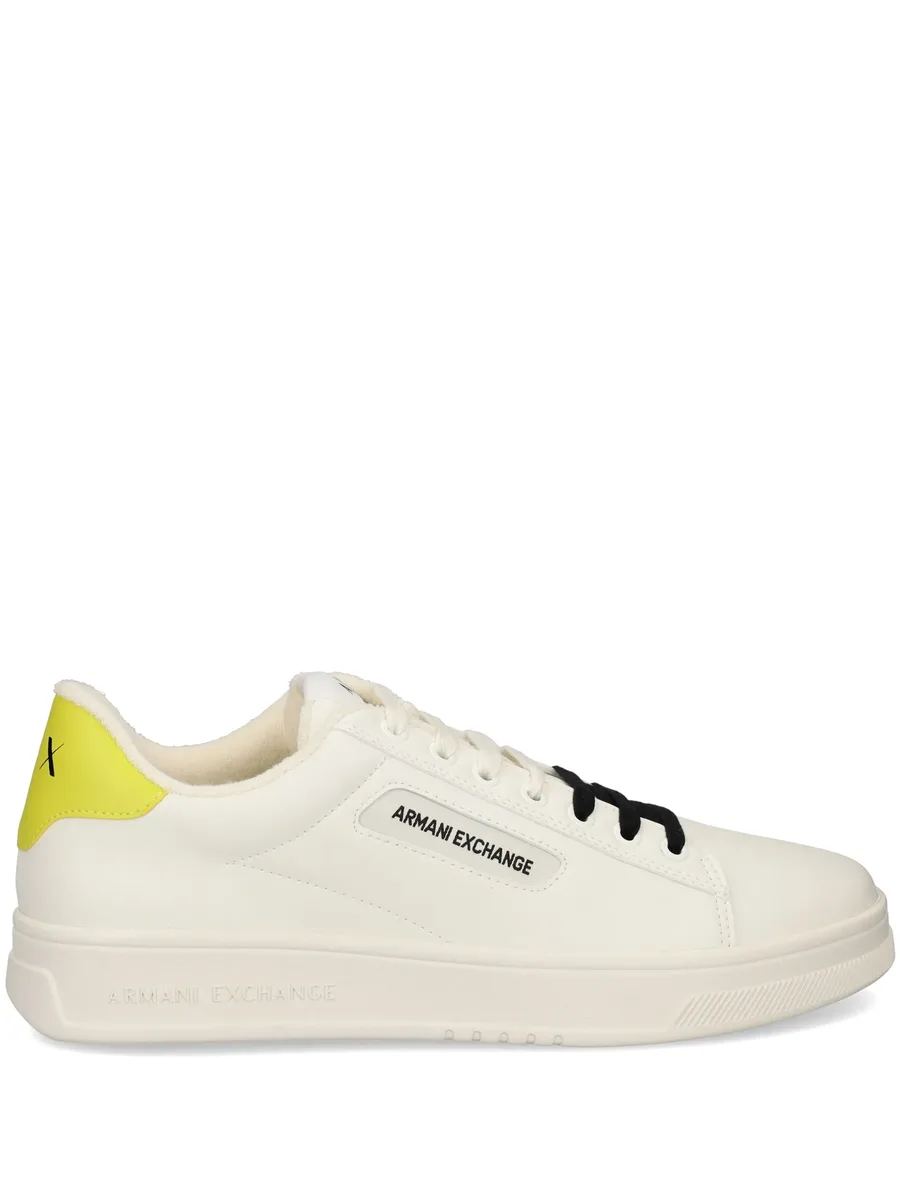 double-coloured laces leather sneakers 2