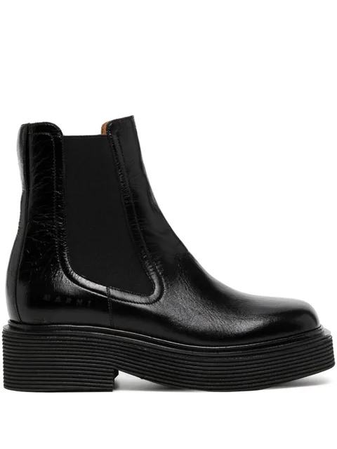ridged-sole Chelsea boots