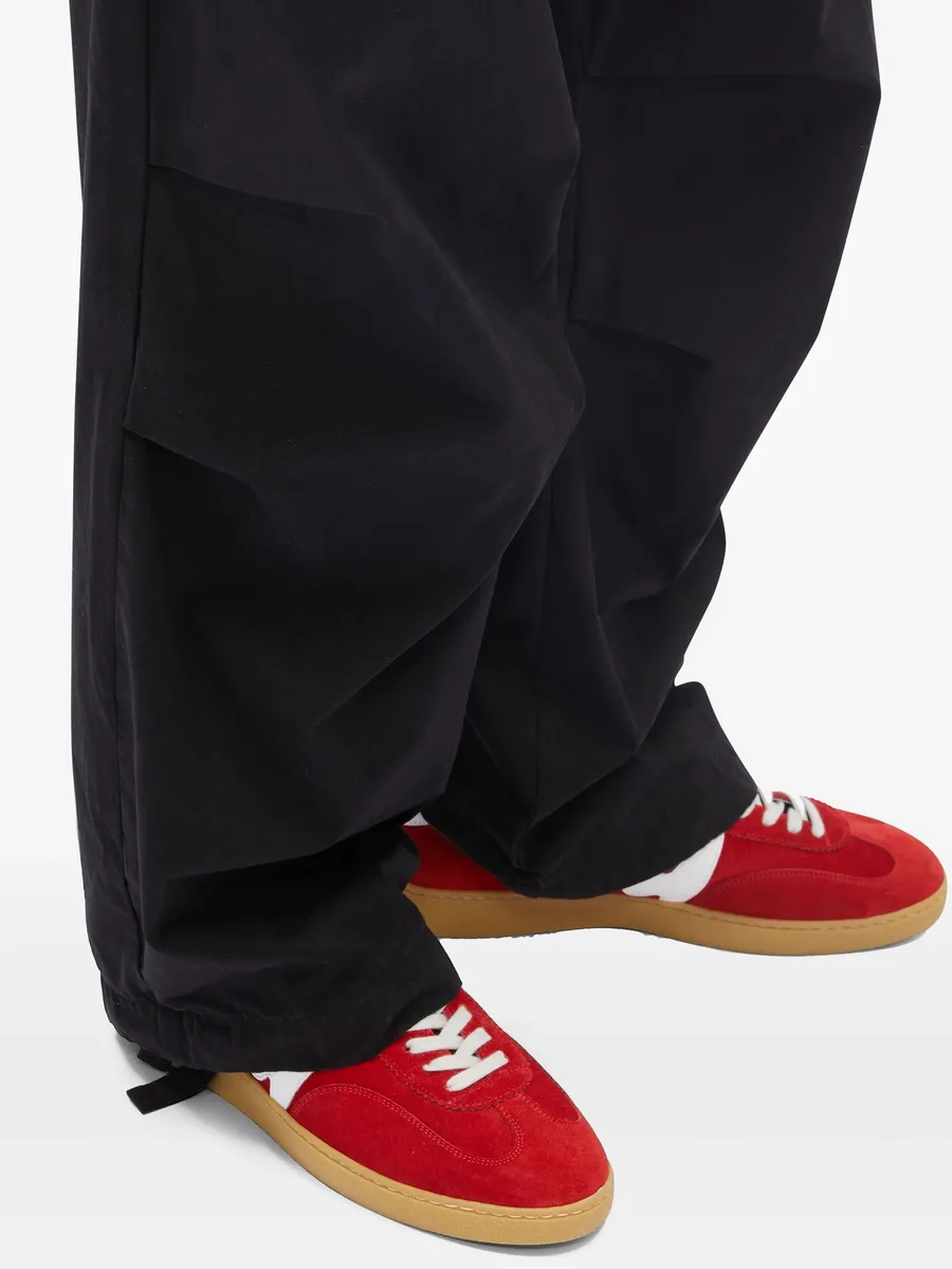 wide-leg trousers 10