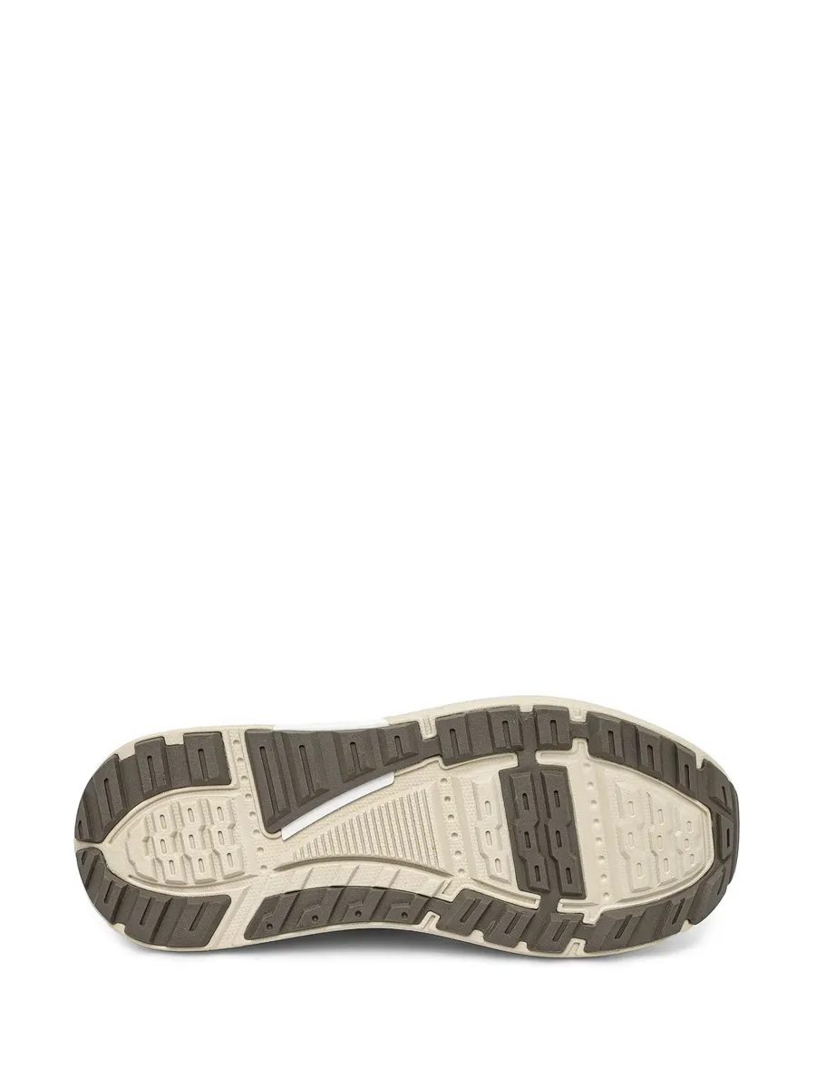 AKK-2 sneakers 8
