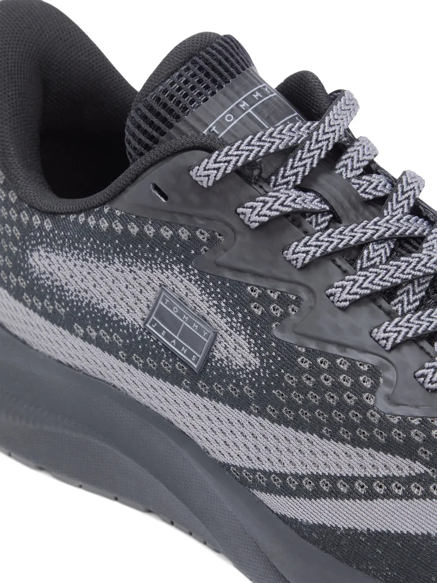 logo patch sneakers 7