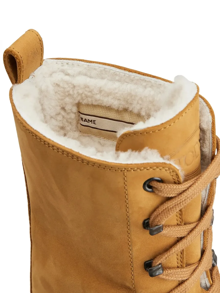 lace-up gommino boots 8