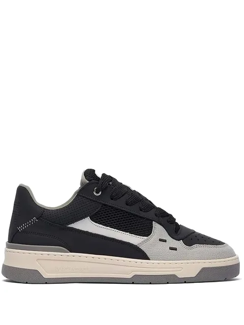 Cruiser sneakers