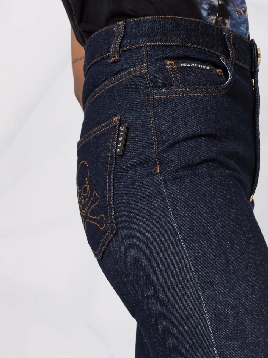 high-waisted flared jeans 10