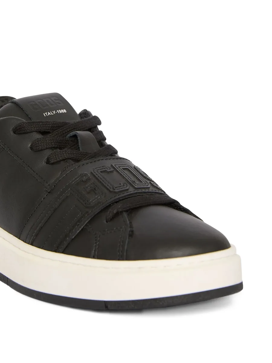 logo-appliqué sneakers 8