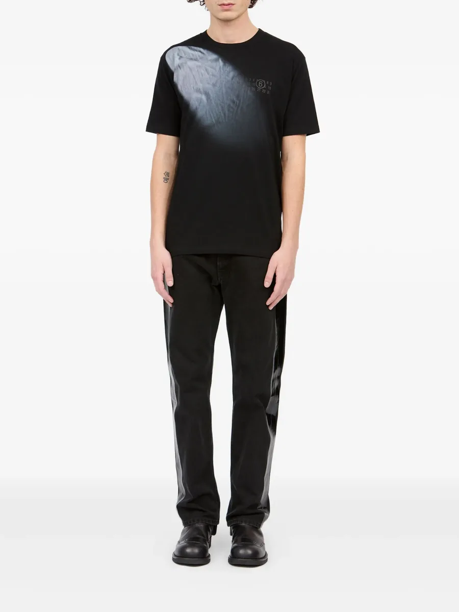 spotlight T-shirt 4