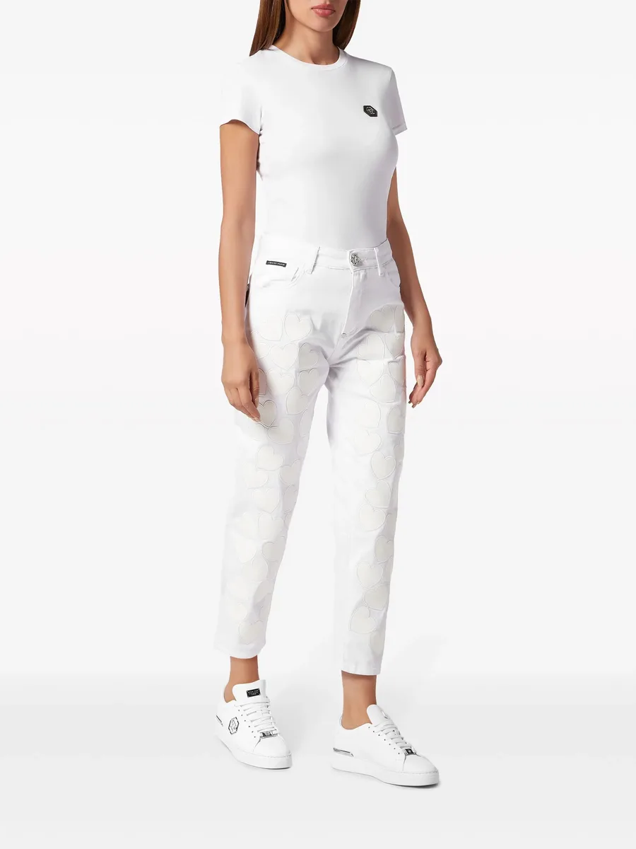 Heart-patches cropped jeans 3
