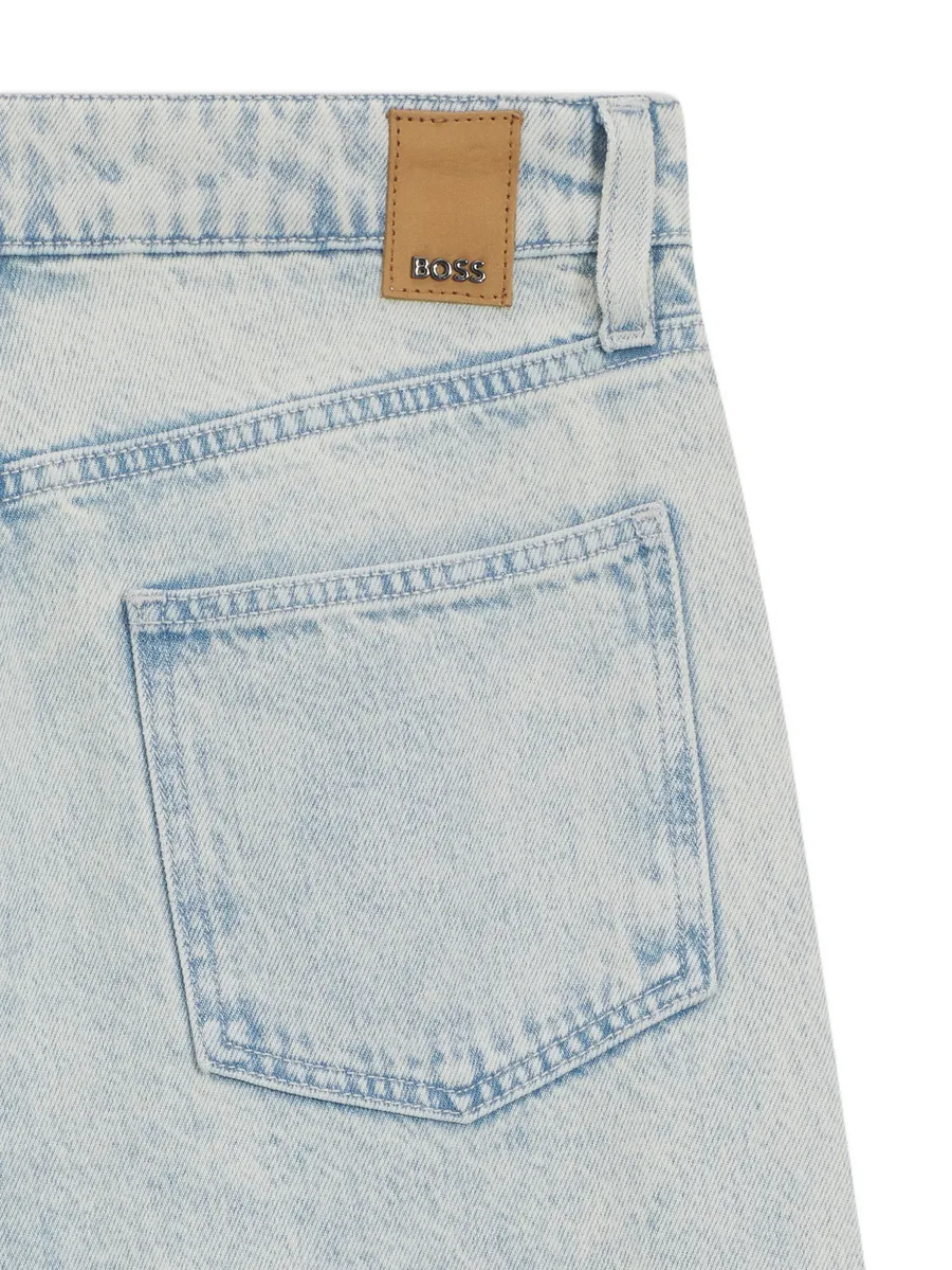 five-pocket.-style jeans 11