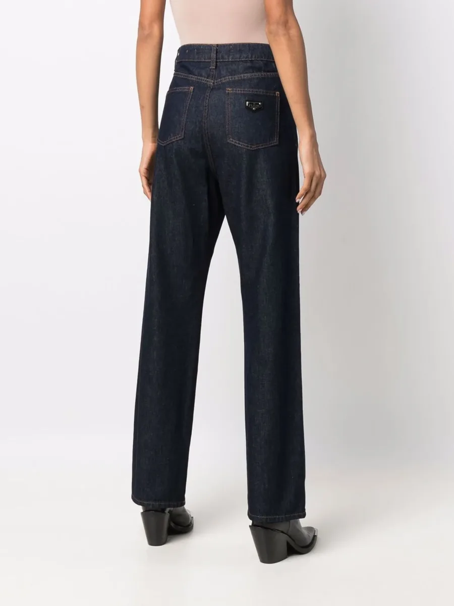Iconic loose fit jeans 7