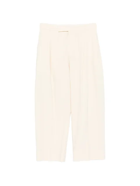 pleated trousers