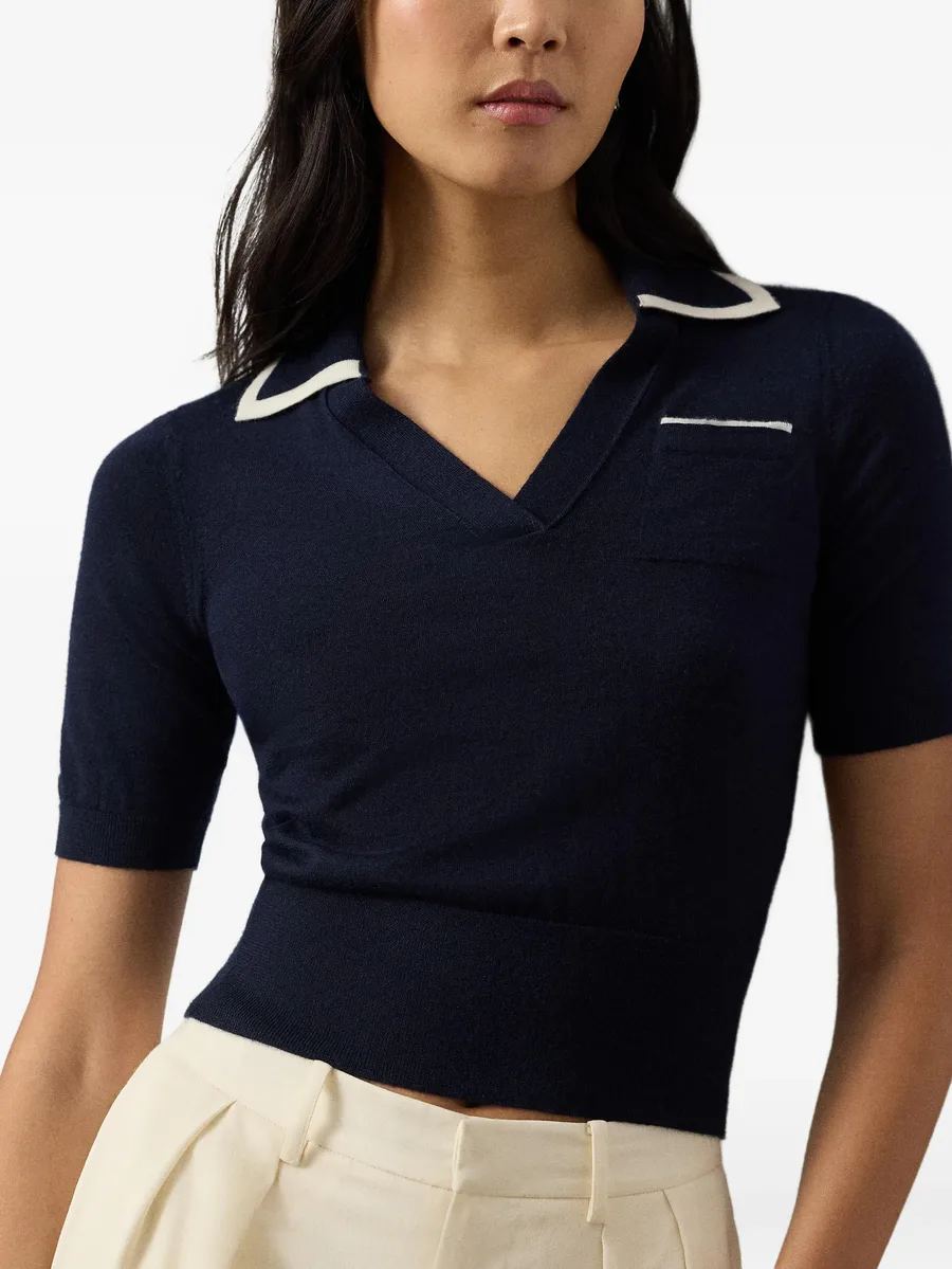 patch-pocket T-shirt 10