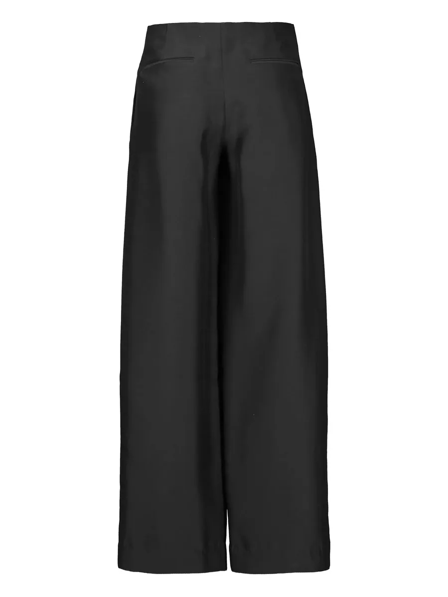 pleated trousers 10