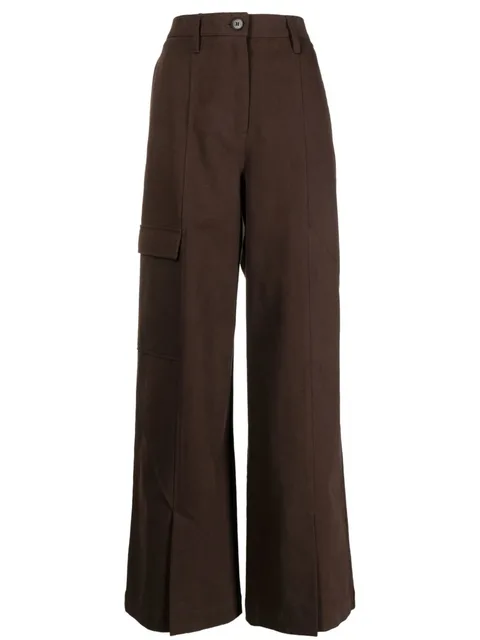 wide-leg cargo trousers