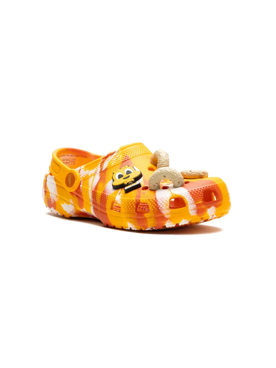 клоги Cheerios Classic из коллаборации с Honey Nut 1