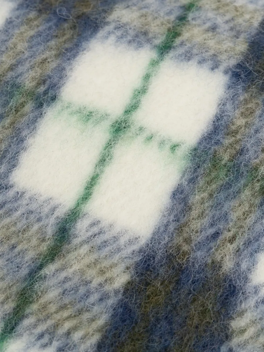 check-pattern fringed scarf 3