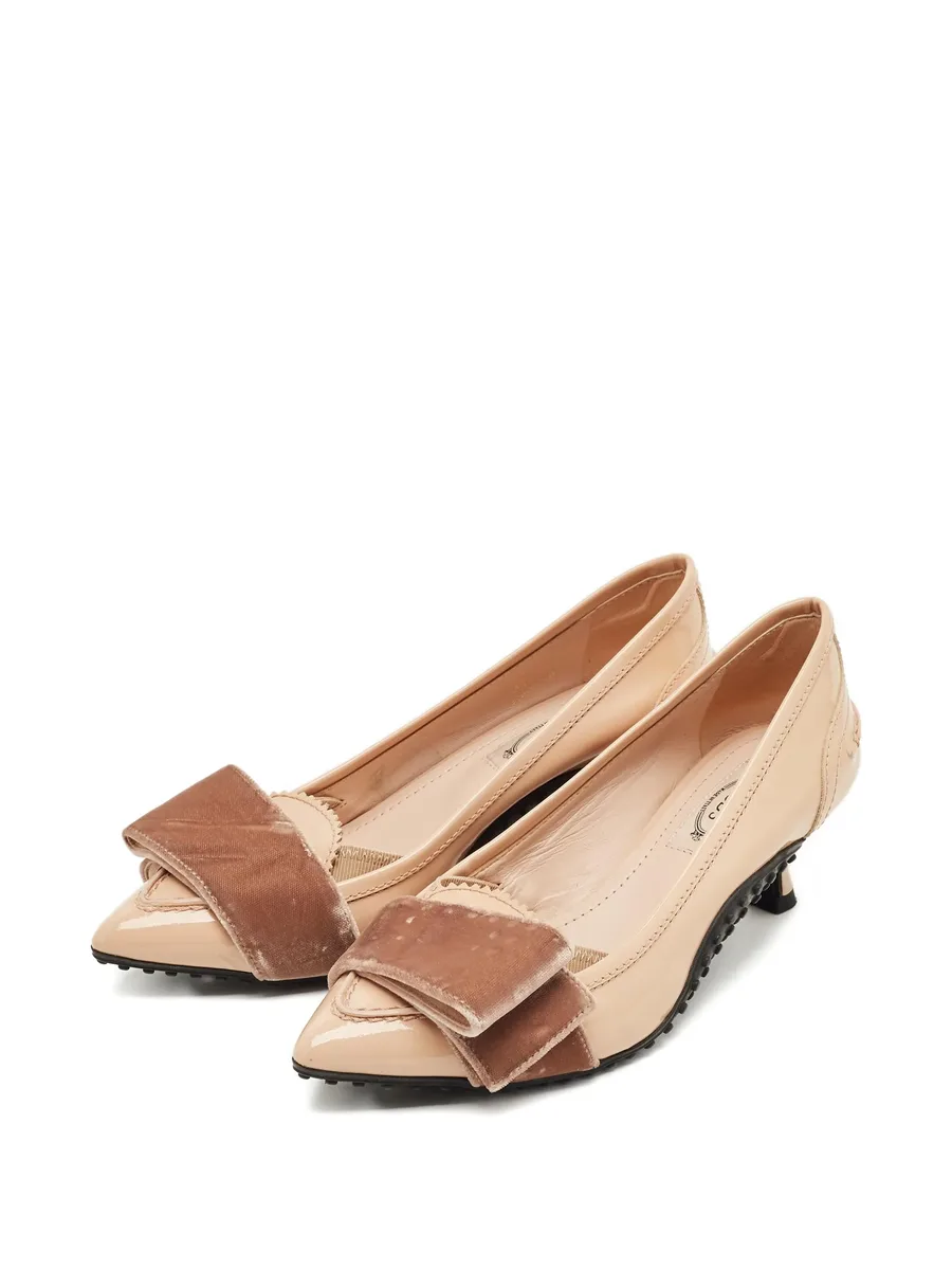 bow-detail pumps 4