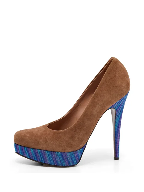 knit-platform pumps