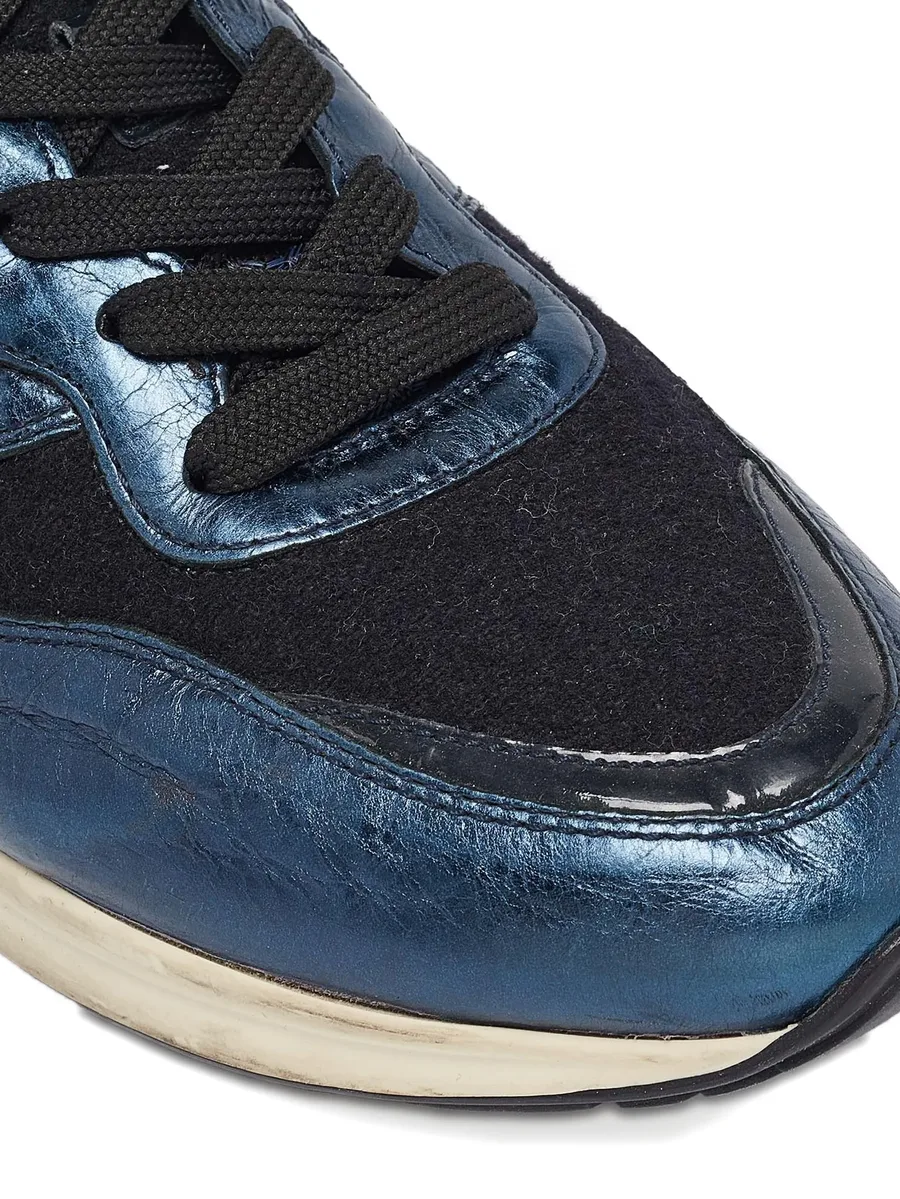 lace-up sneakers 5