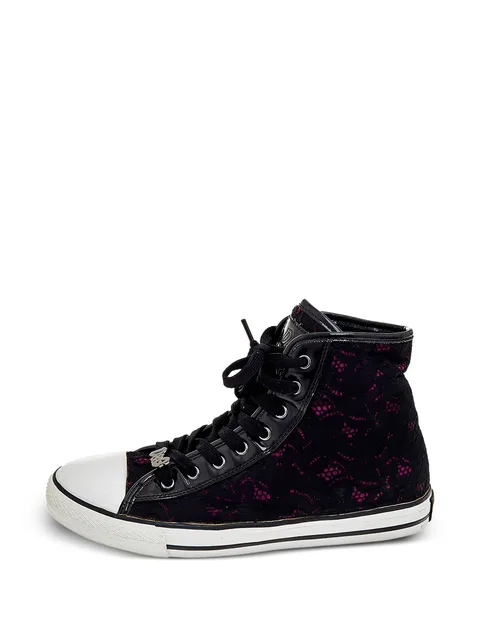 lace sneakers