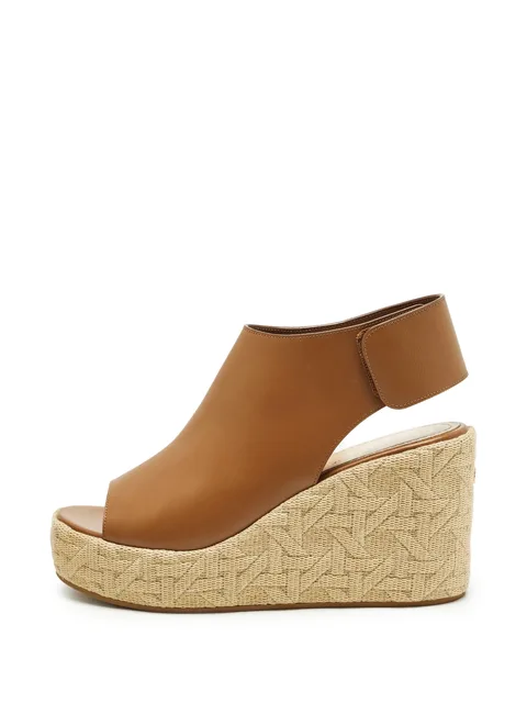 Attitude wedge sandals