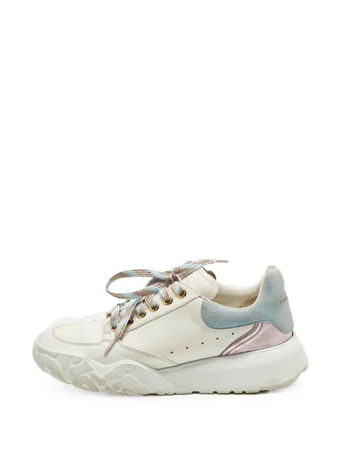 Court leather sneakers